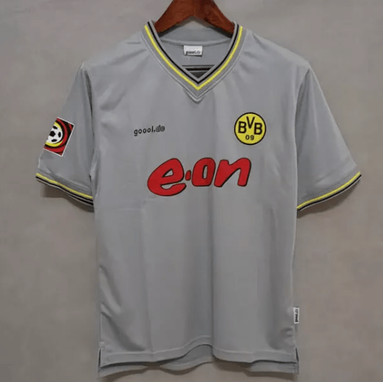 Retro Borussia Dortmund Away Shirt 2002