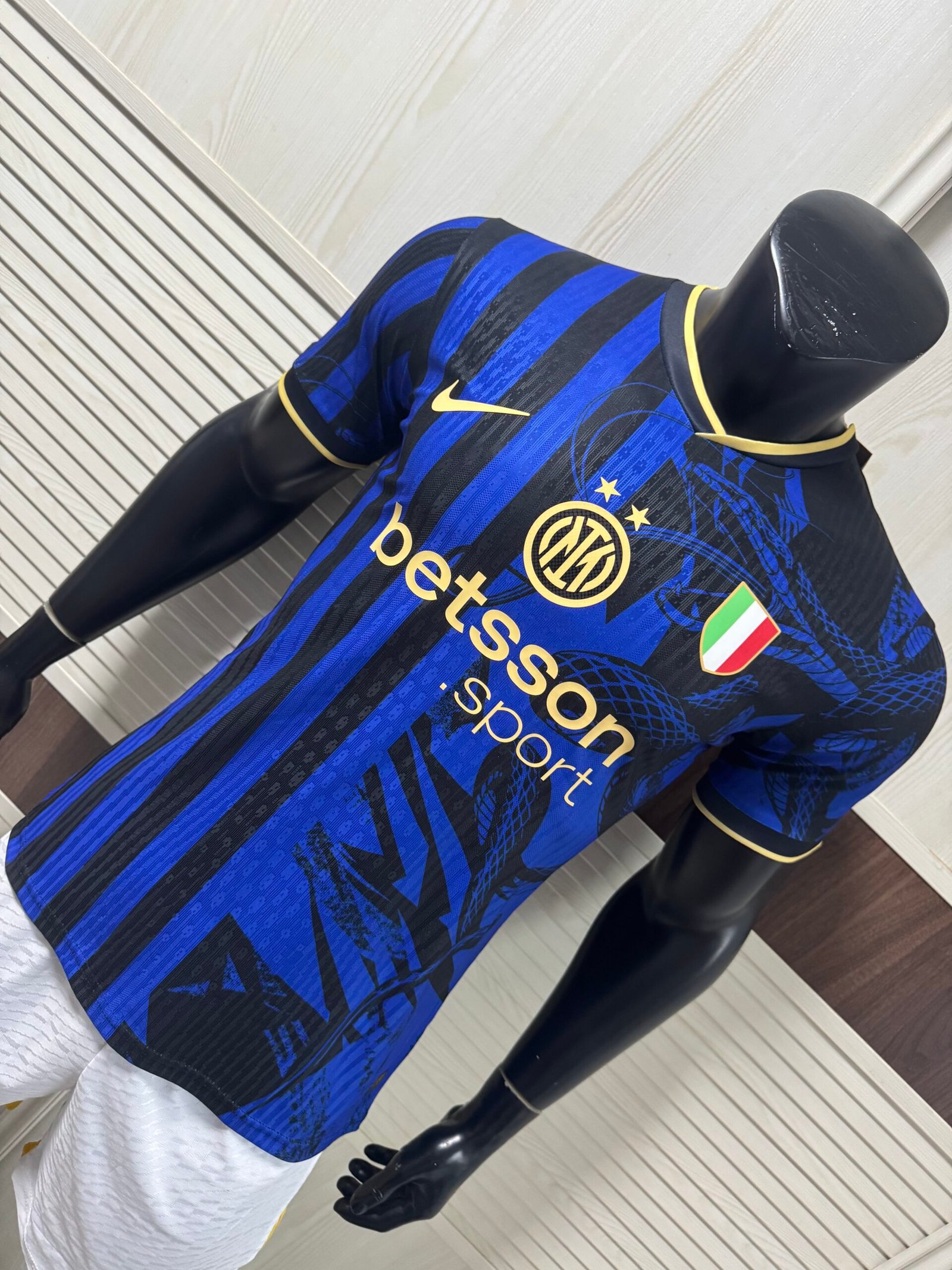 Nike Inter Milan 2025/26 Home Jersey – Official Football Shirt - Image 4
