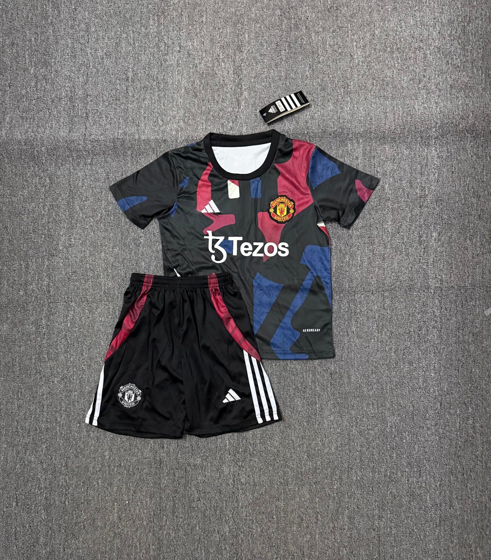 Manchester United KIDS KIT 2026/27
