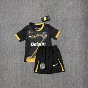 Cristiano Ronaldo honoured by new Jersey KIDS KIT 2026/27