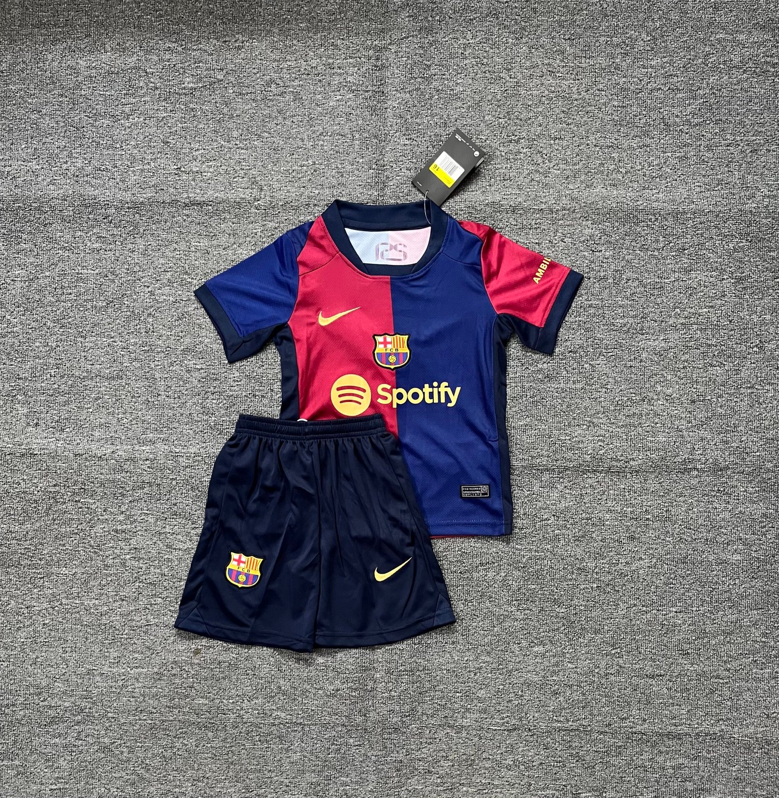 Barcalona Home Football Kids Kit 26-27