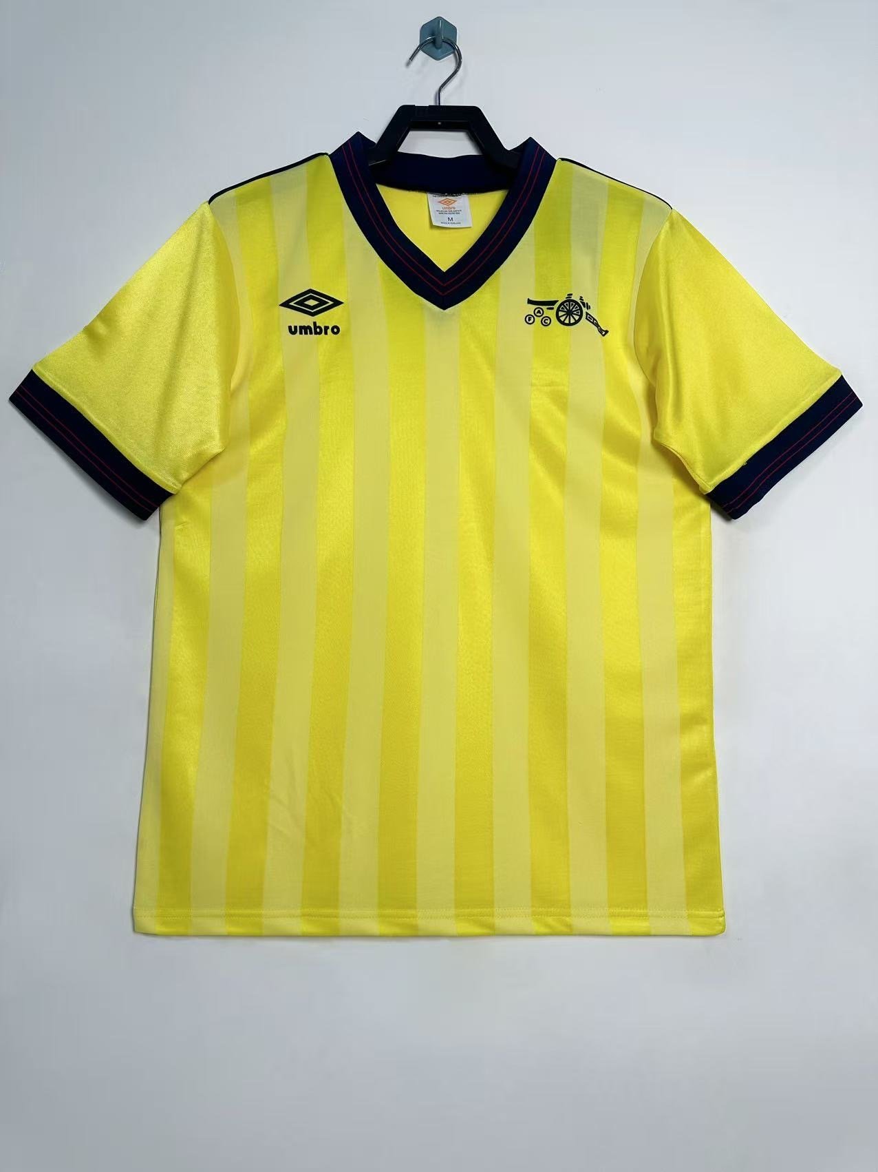 1983/86 Arsenal Away 6