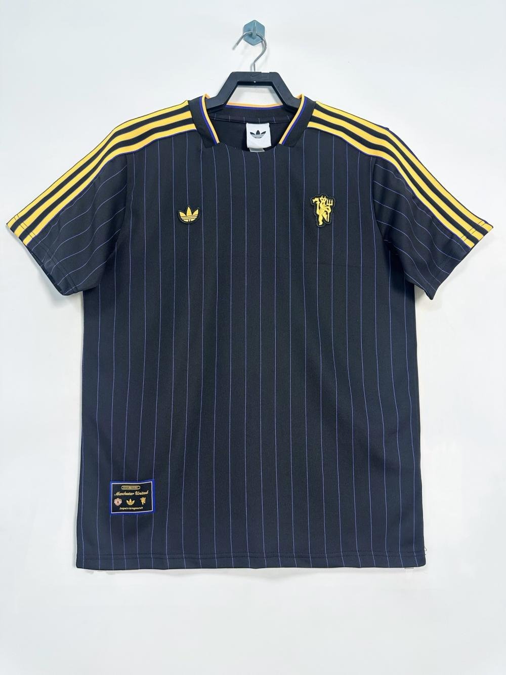 2025/26 Manchester United Black (Culture Shirt) 8