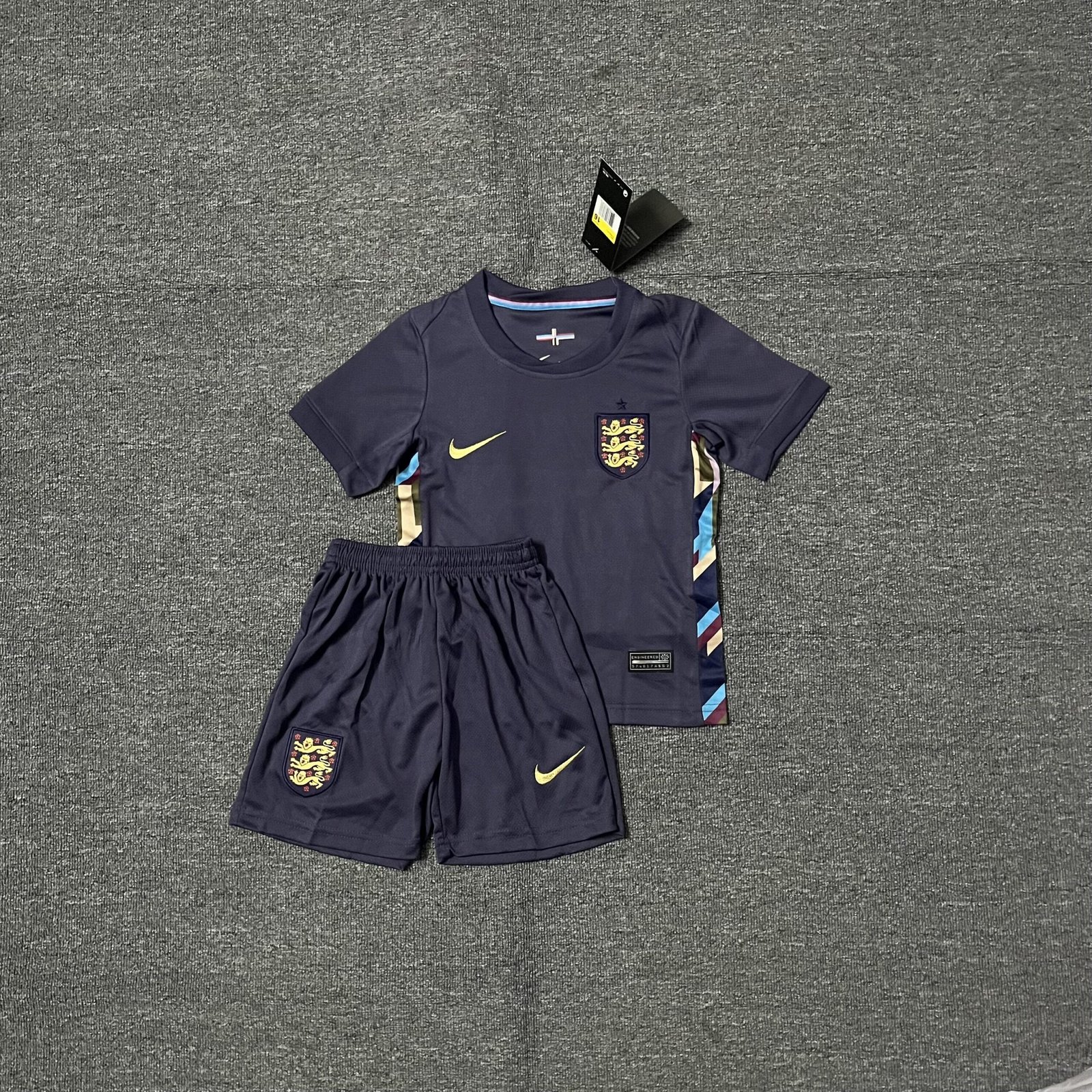England away kids/kit jersey set 2026-27