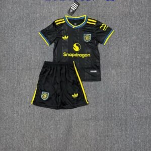 Manchester United Kids kits 26/27