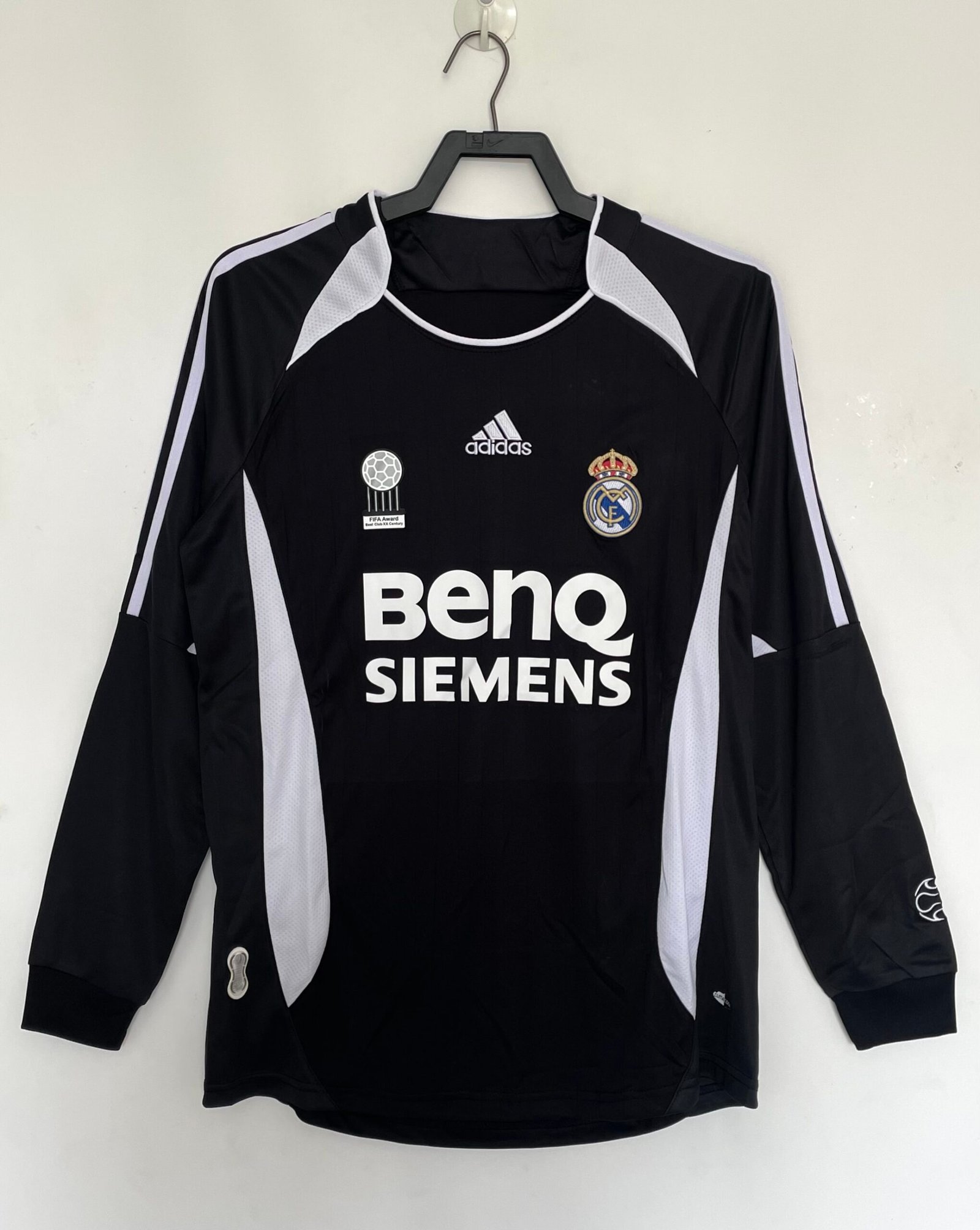 2006/07 Real Madrid Third Kit Black Long Sleeve 7
