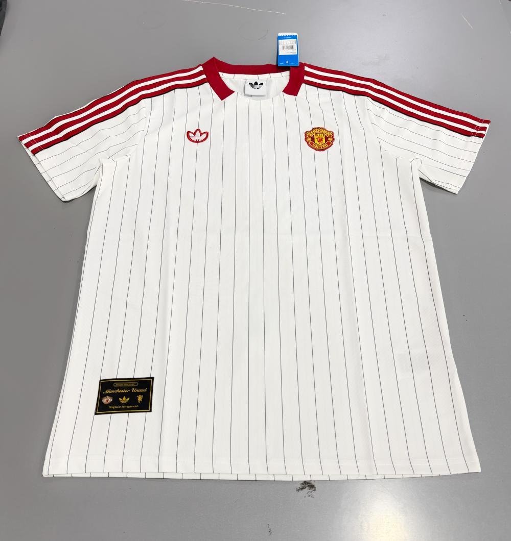 2025/26 Manchester United White Red Triple Stripe 4