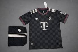 BAYERN MUNICH Octo Fest Jersey with Kids Kits 2026/27