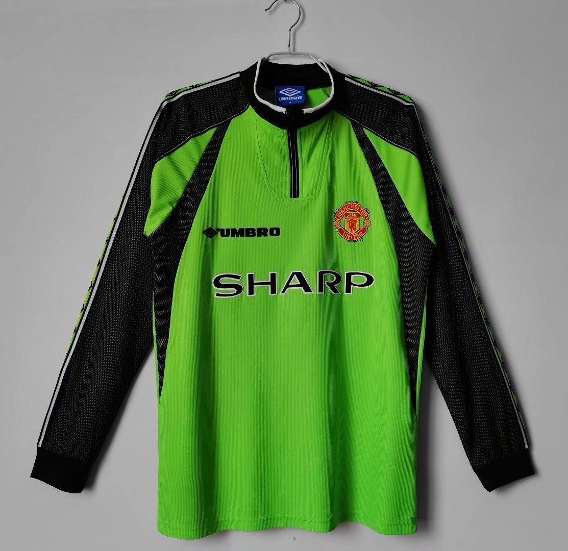1998/99 Manchester United F.C. Goalkeeper Green Kit #5 B11