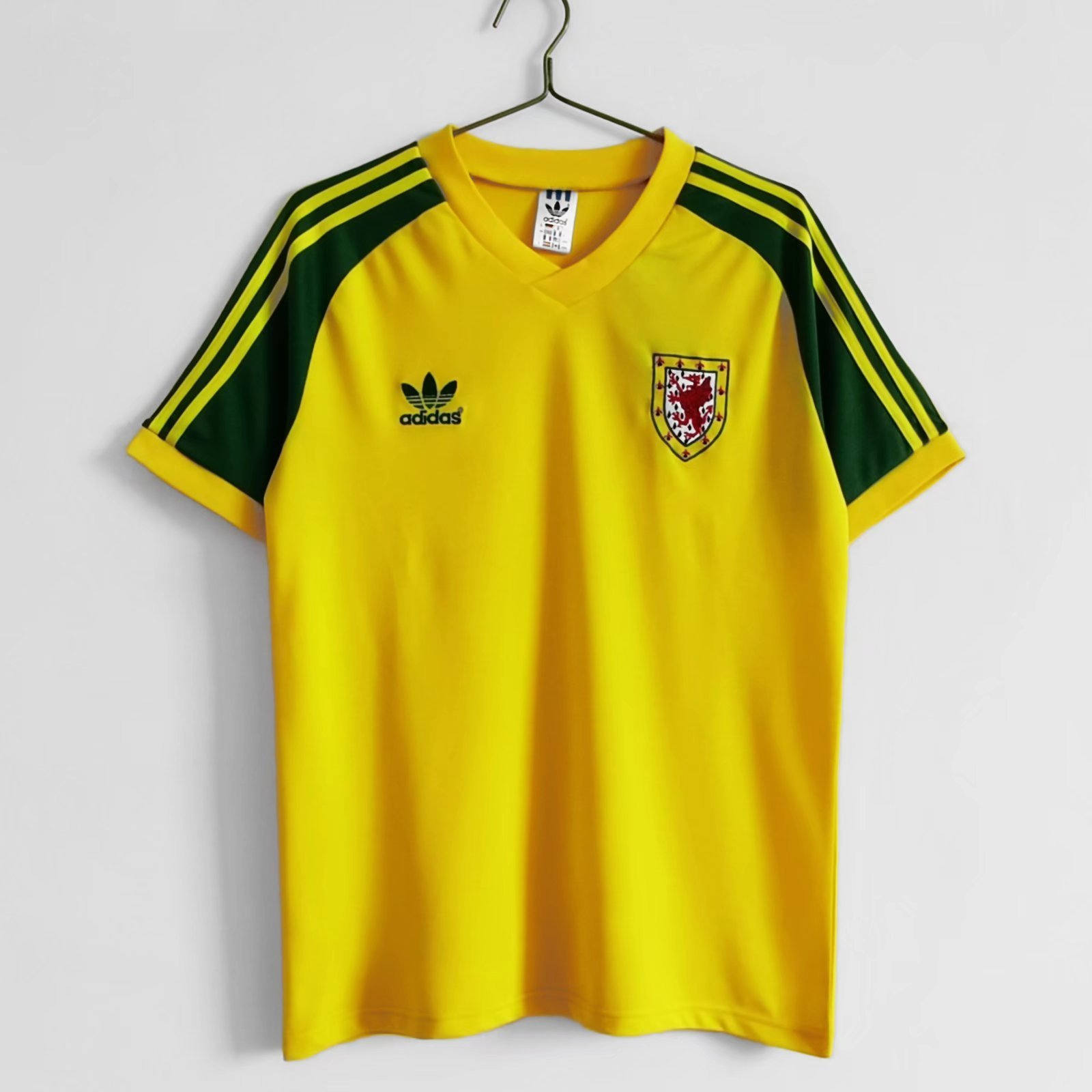 1982 Wales national football team Away Retro Jersey #5 A10