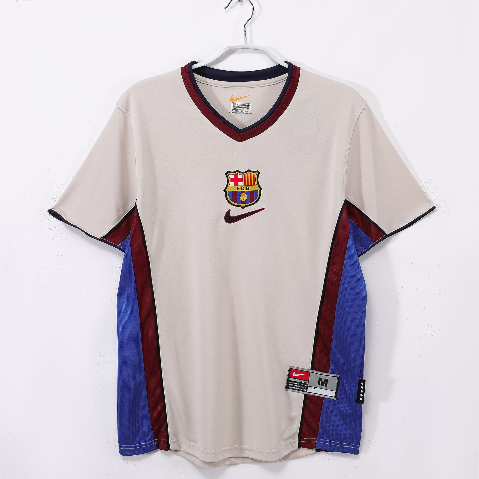 1998/99 FC Barcelona Away Retro Jersey #8 A10