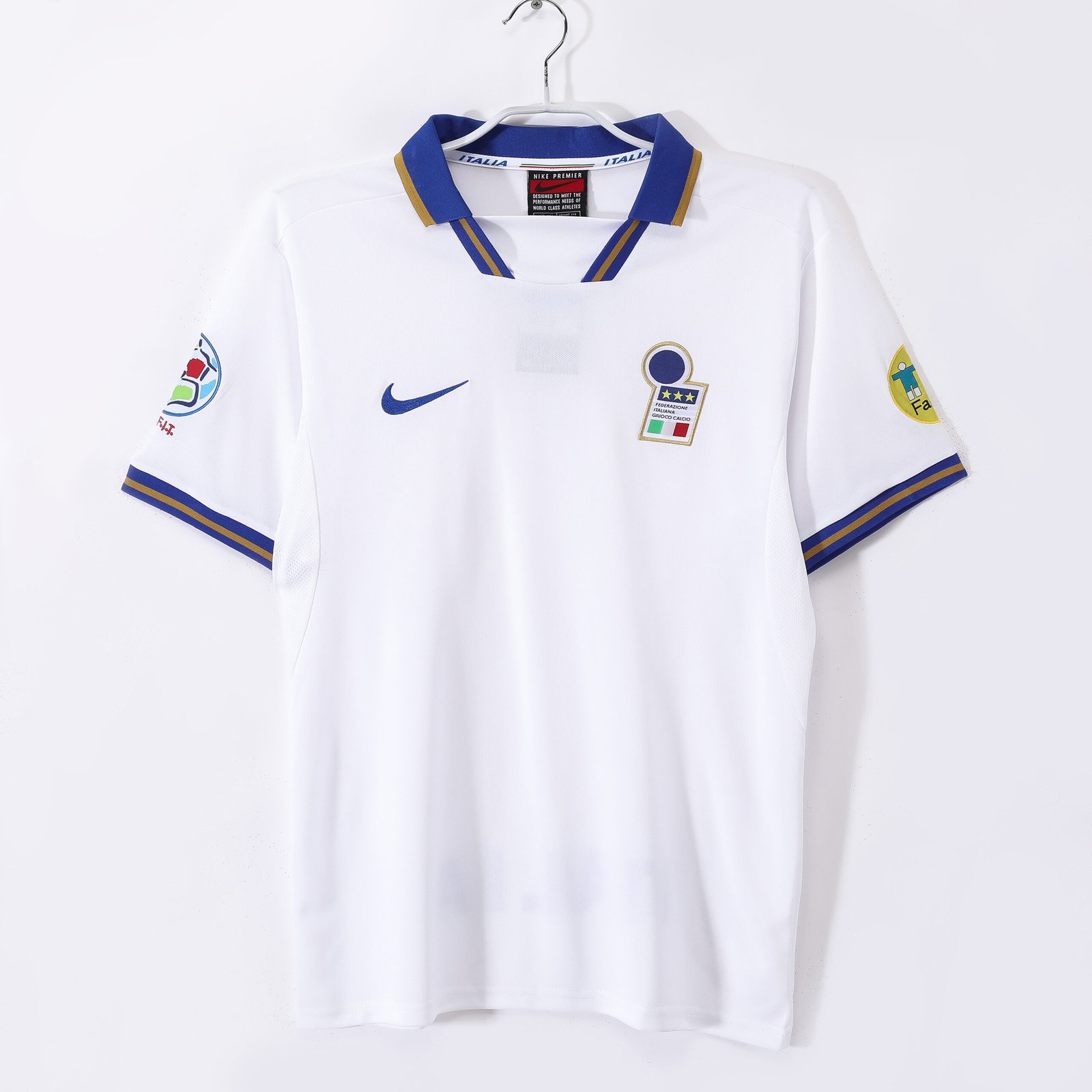 1996 Italy Away Retro Jersey #8 A10
