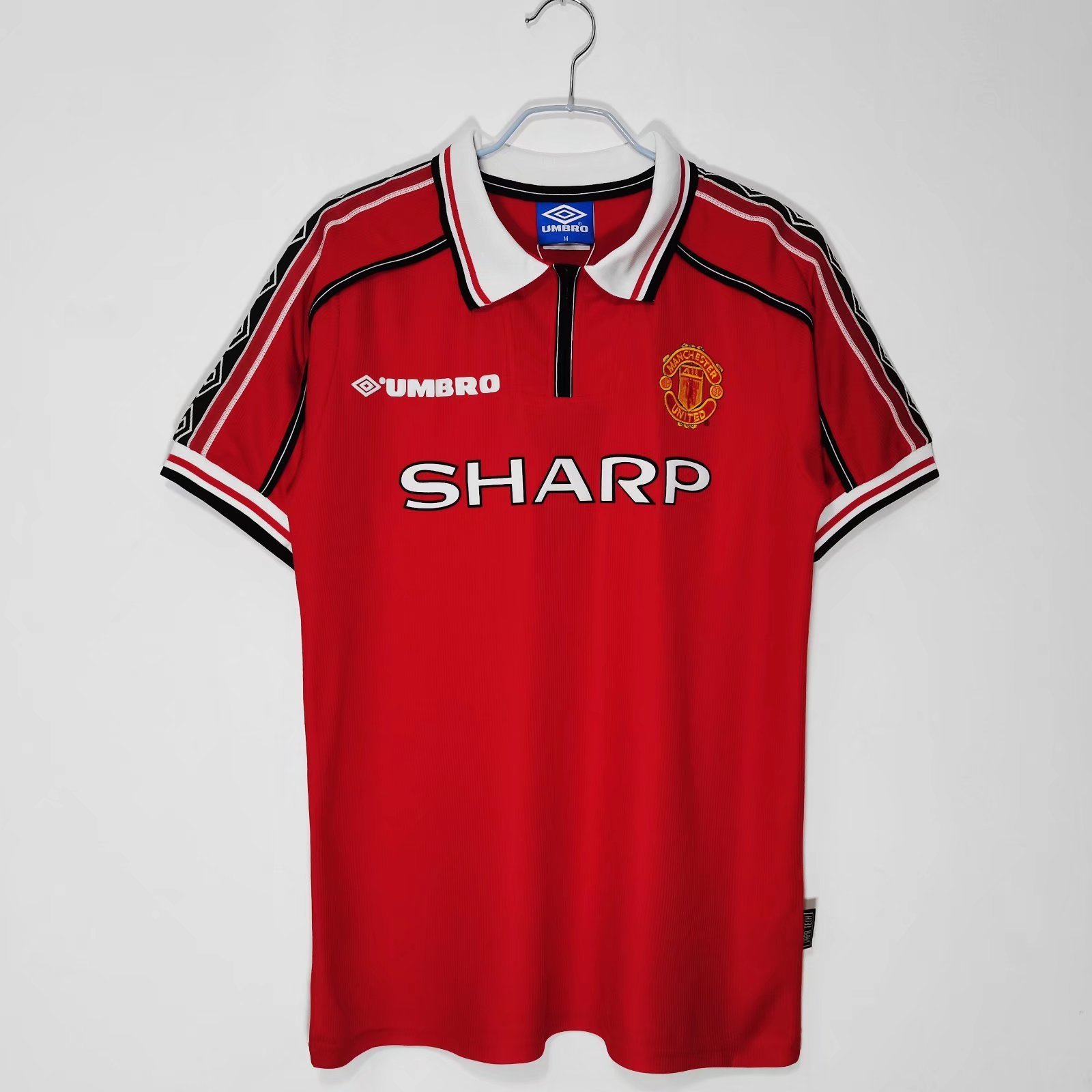 1998/99 Manchester United F.C. Home Jersey #5 A13