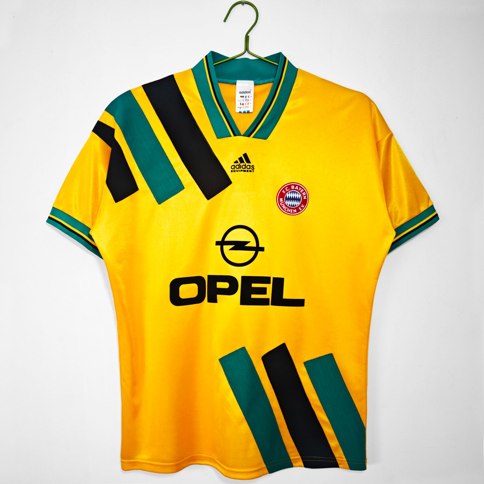 1993/95 FC Bayern Munich Away Retro Jersey #3 B11