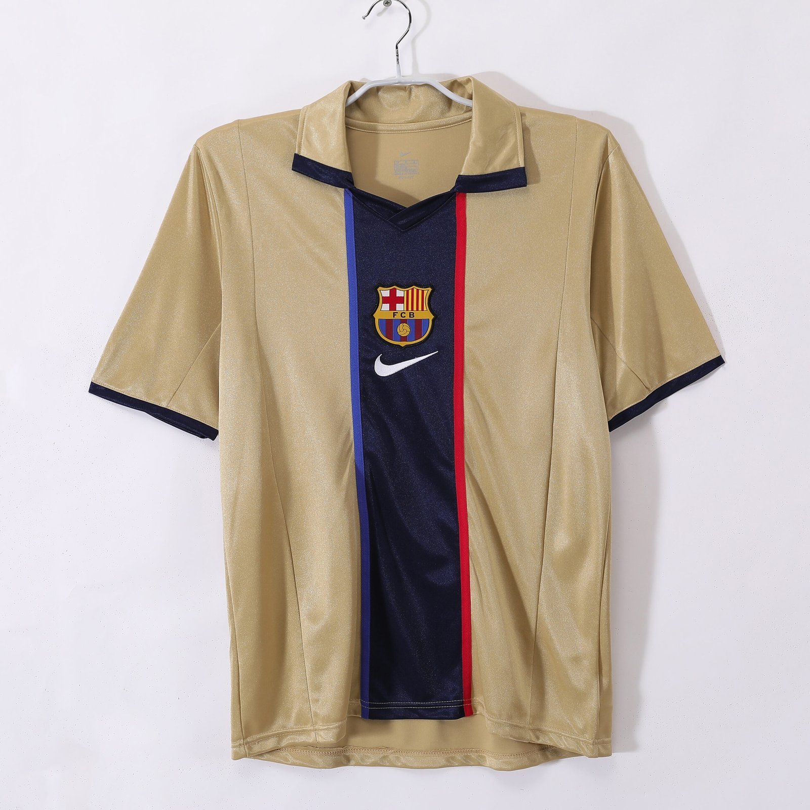 2001/02 FC Barcelona Away Jersey #8 A9