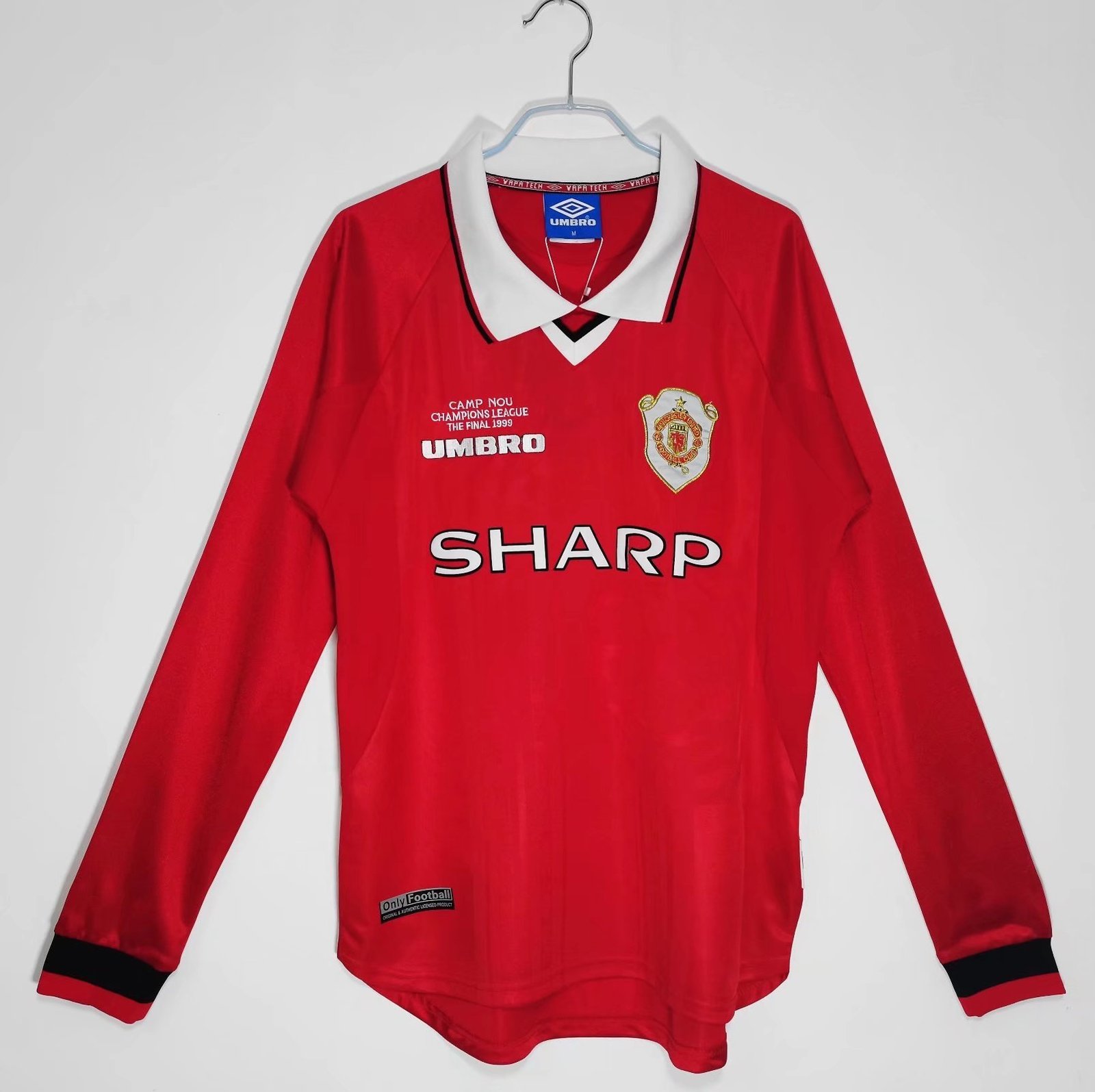 1999/00 Manchester United F.C. Home Jersey #3 B14