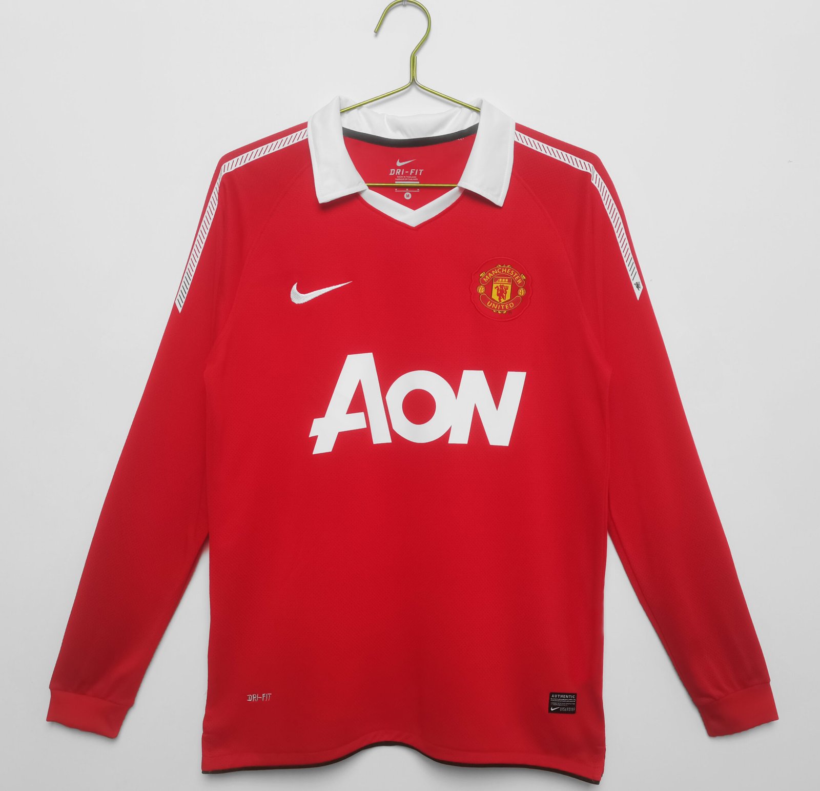 2010/11 Manchester United F.C. Home Retro Jersey #3 B12