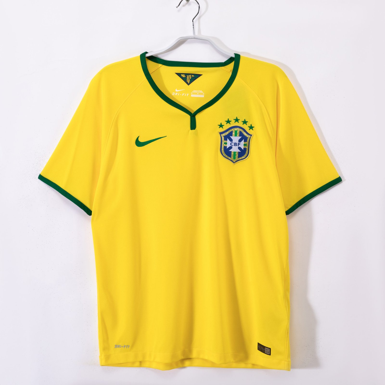 2014 Brazil Home Retro Jersey #8 A11