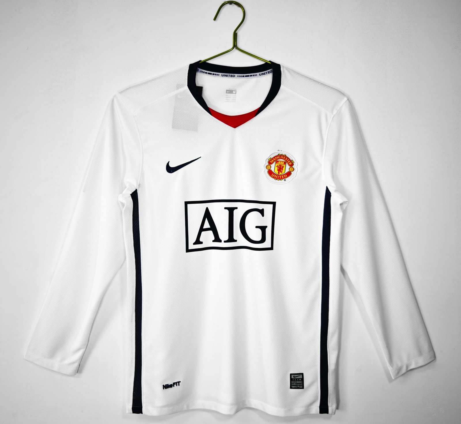 2008/09 Manchester United F.C. Away Jersey #3 B10